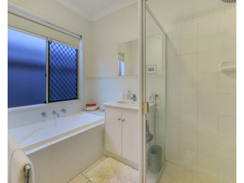 42D McInnes Avenue, Broadview SA 5083