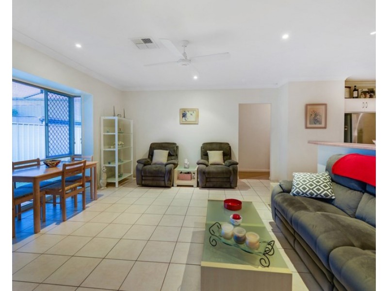 42D McInnes Avenue, Broadview SA 5083