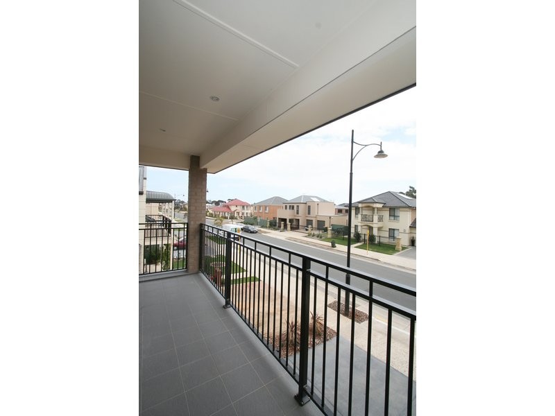 32B Park Way, Mawson Lakes SA 5095