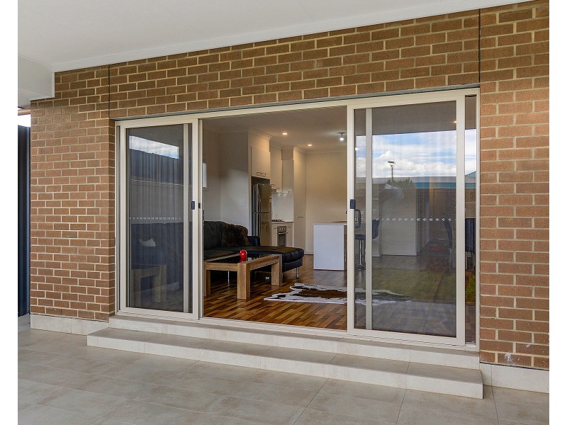 27 Ramsay Avenue, Hillcrest SA 5086