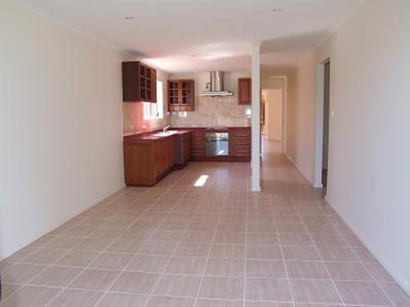 2/136 Commercial Road, Salisbury SA 5108