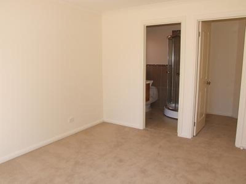 2/136 Commercial Road, Salisbury SA 5108