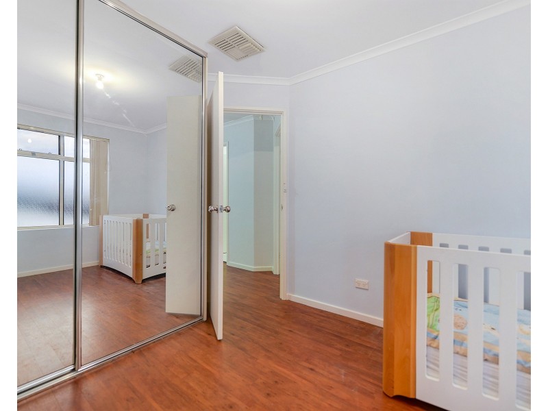 4/1 Elmglade Drive, Oakden SA 5086