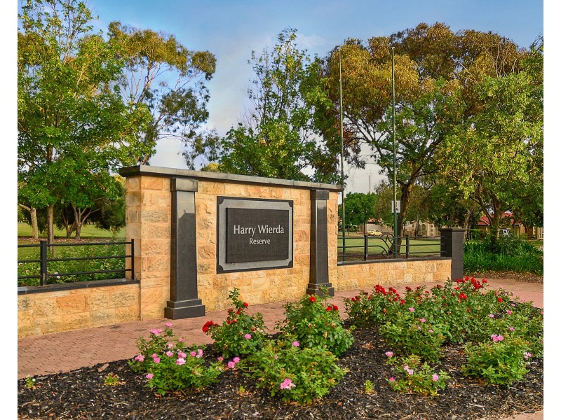 4/1 Elmglade Drive, Oakden SA 5086