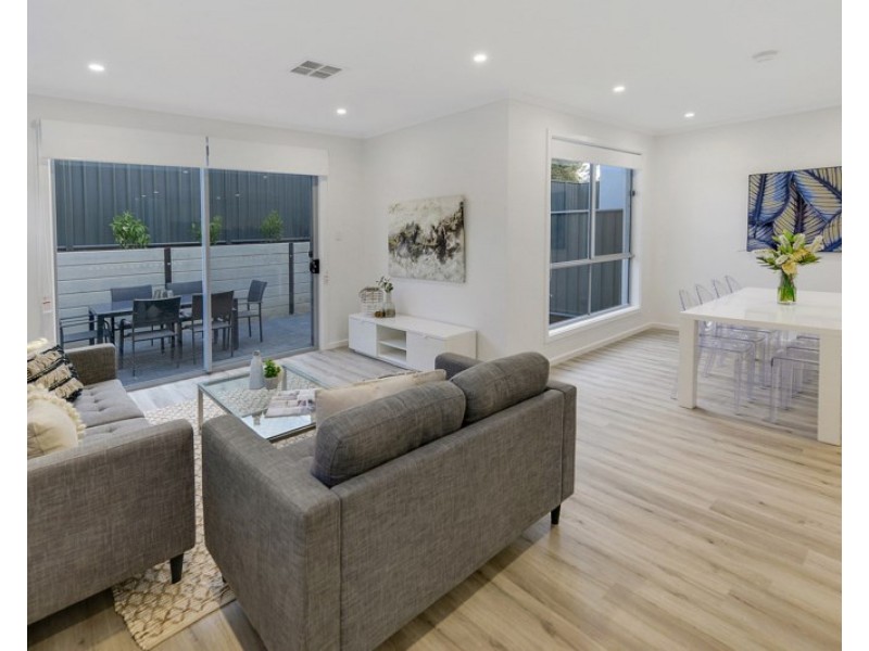 17 Parkwood Avenue, Paradise SA 5075