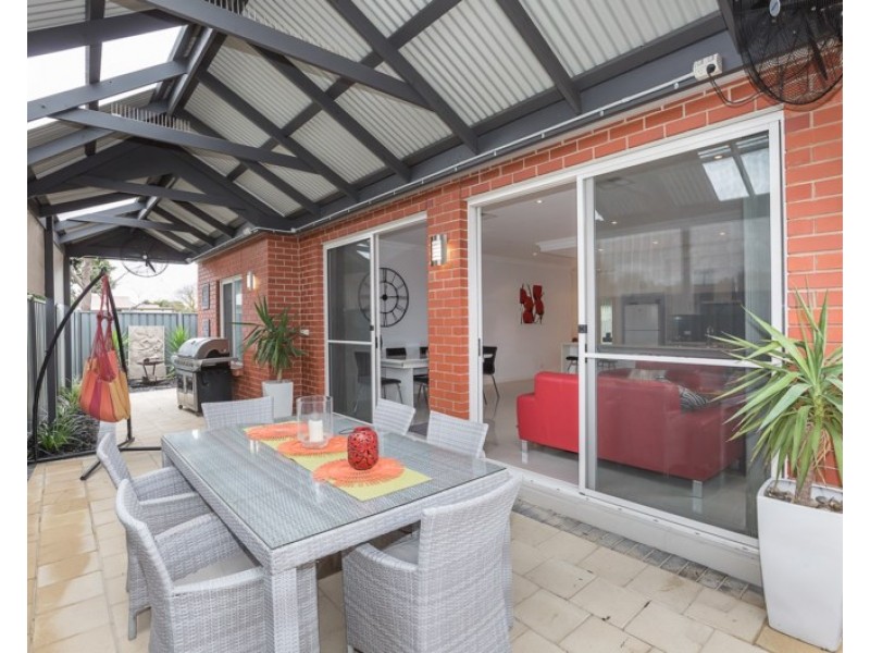 15b Carona Avenue, Gilles Plains SA 5086