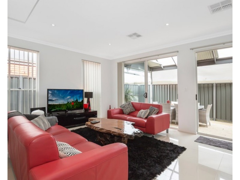 15b Carona Avenue, Gilles Plains SA 5086