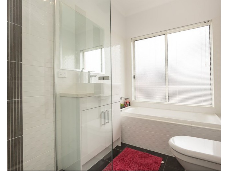 15b Carona Avenue, Gilles Plains SA 5086