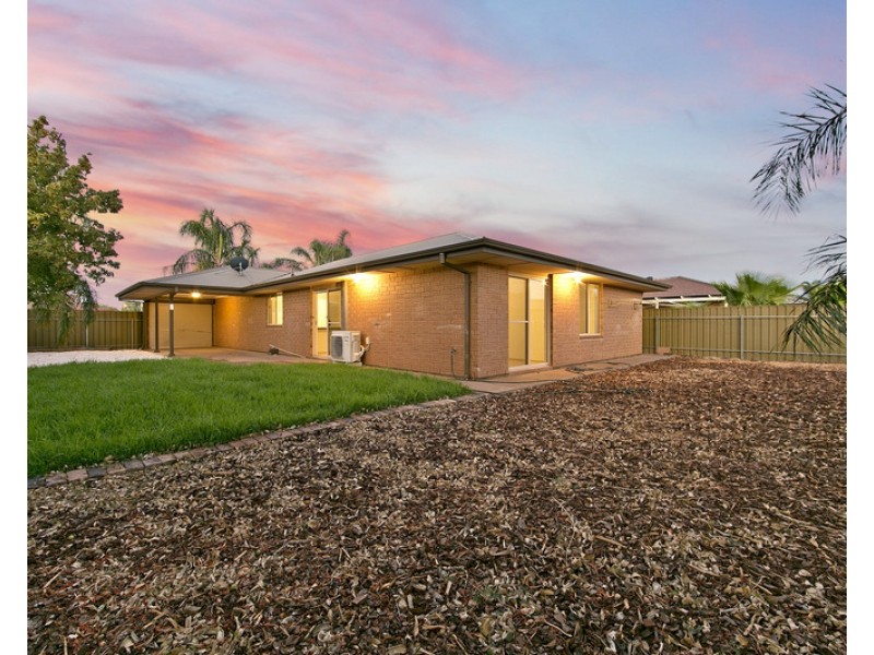 15 Lafitte Way, Andrews Farm SA 5114