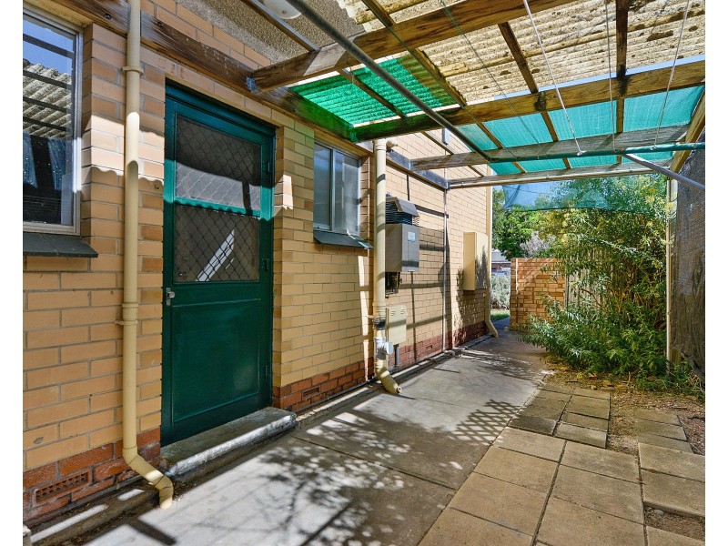 1/6 Main Parade, Clearview SA 5085