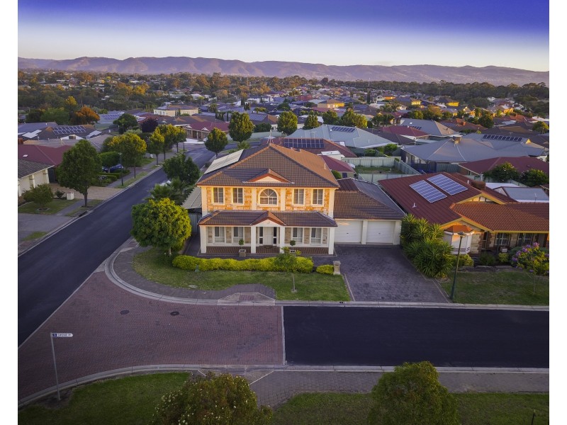 1 Shiekie Place, Walkley Heights SA 5098