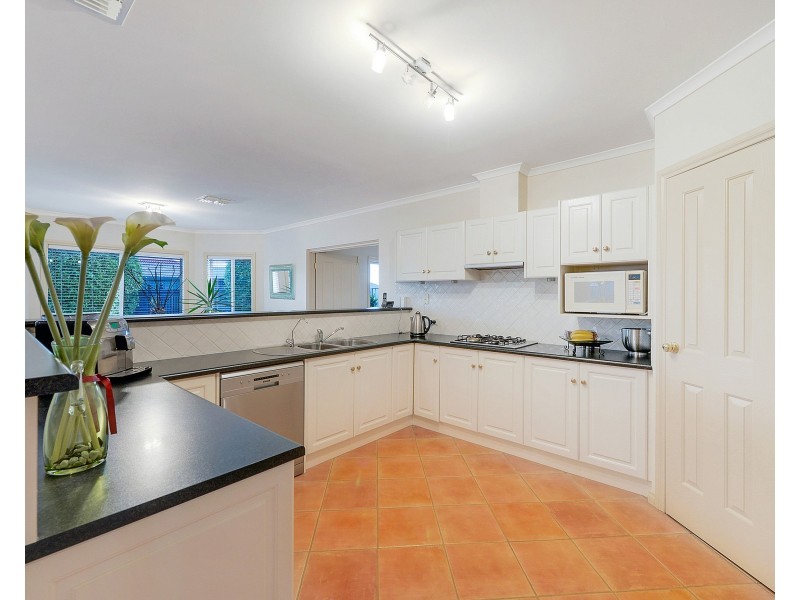 1 Shiekie Place, Walkley Heights SA 5098