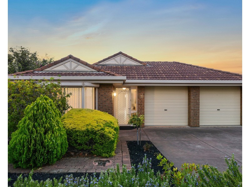 14 Grand Boulevard, Seaford Rise SA 5169