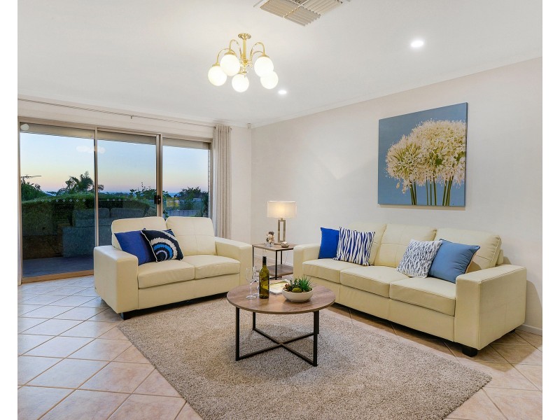 14 Grand Boulevard, Seaford Rise SA 5169