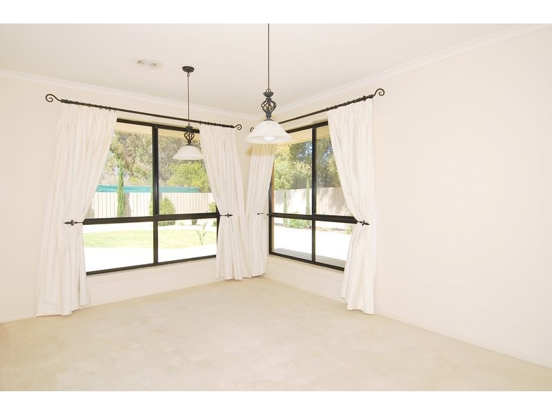 21 Berri Road, Hope Valley SA 5090