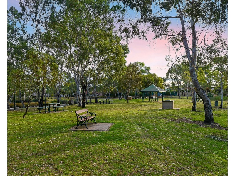 26 Sir Ross Smith Boulevard, Oakden SA 5086