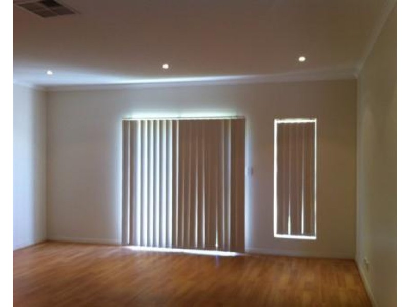 Unit 2/111-117 Kings Road, Salisbury Downs SA 5108