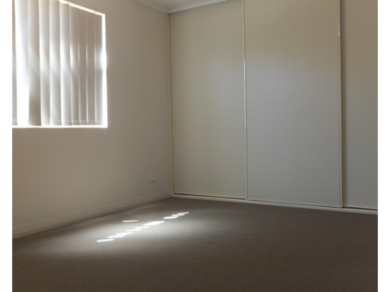 Unit 2/111-117 Kings Road, Salisbury Downs SA 5108