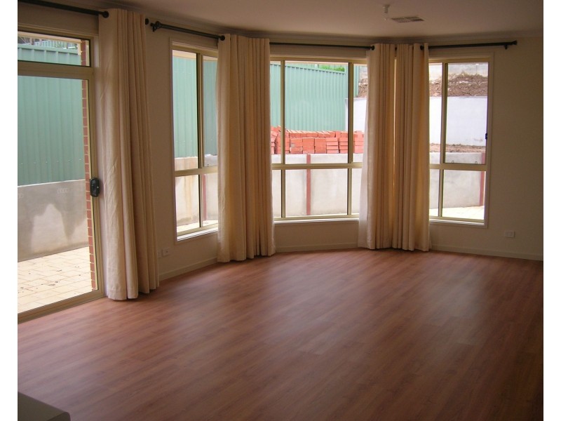 28 Reservoir Road, Paradise SA 5075