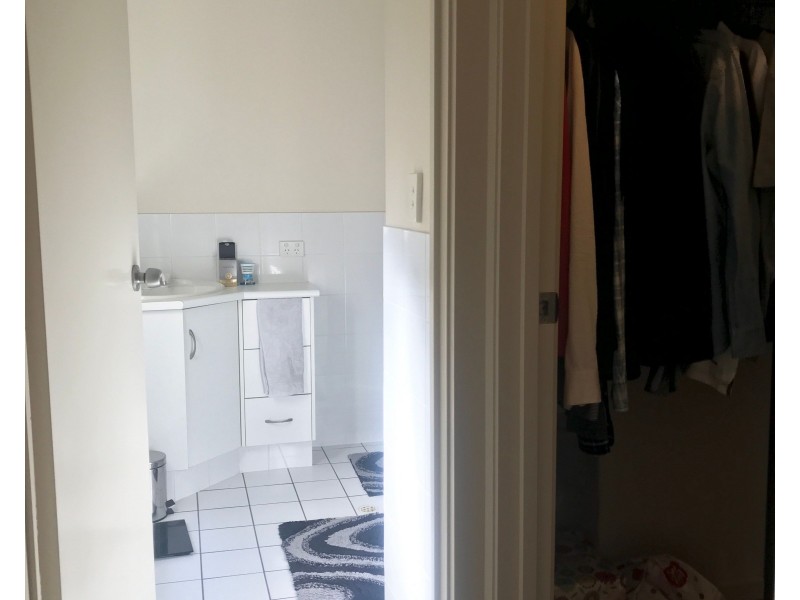 28 Reservoir Road, Paradise SA 5075