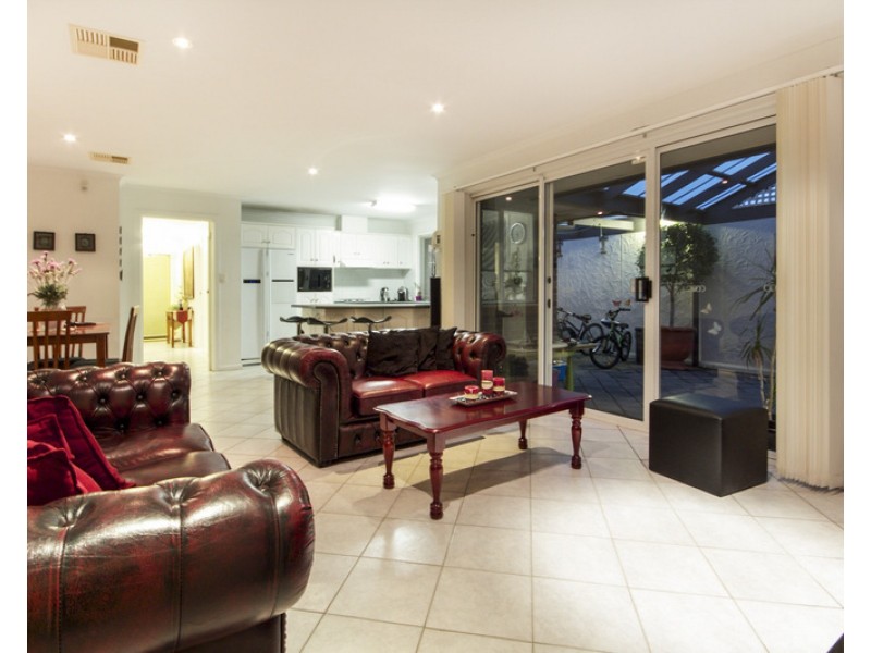 18 Brookside Street, Oakden SA 5086