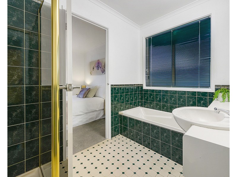 13 Attingham Crescent, Oakden SA 5086