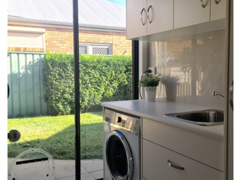 10 Avocet Drive, Mawson Lakes SA 5095