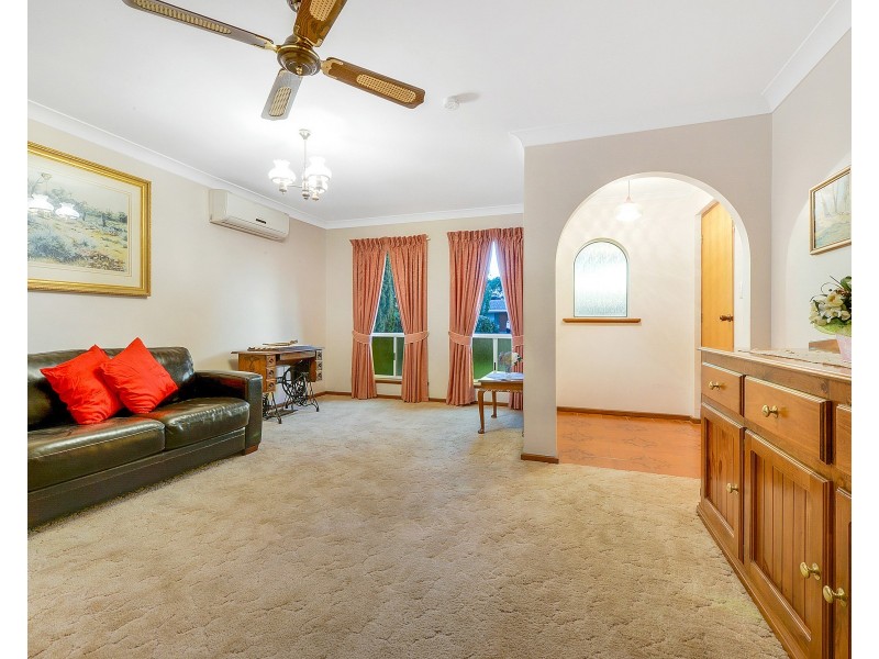 15 Toovis Avenue, St Agnes SA 5097