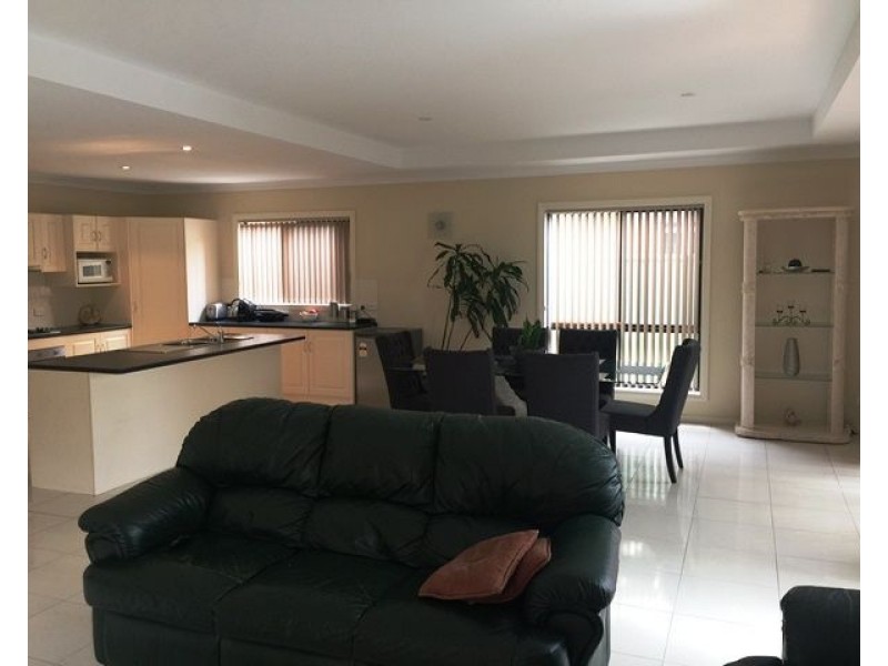 40 Hindmarsh Circuit, Mawson Lakes SA 5095