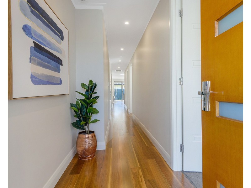 10B Brian Grove, Paradise SA 5075