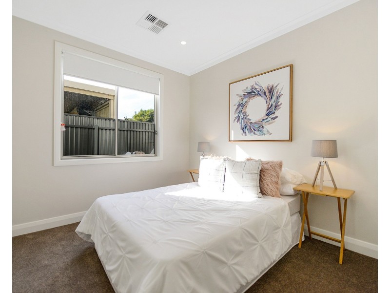 10B Brian Grove, Paradise SA 5075