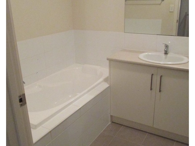 112 Newton Boulevard, Munno Para SA 5115