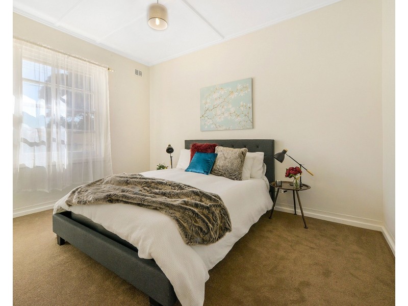 6 Bell Street, Pennington SA 5013