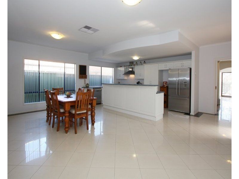 115 Sanctuary Drive, Mawson Lakes SA 5095