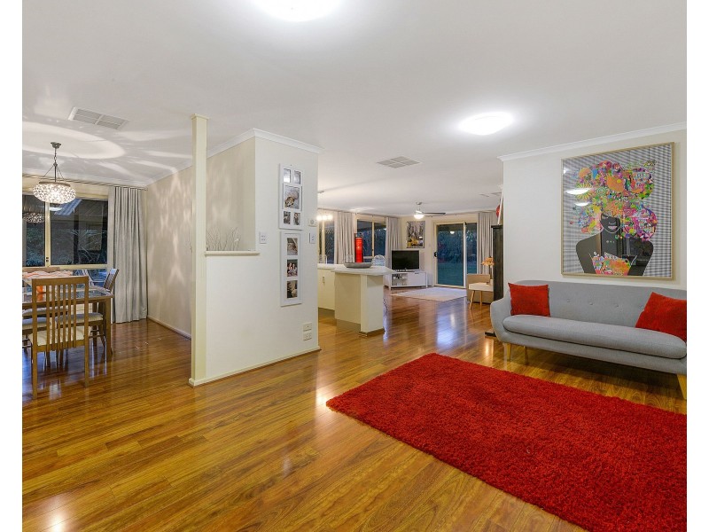 5 Farmhouse Avenue, Walkley Heights SA 5098