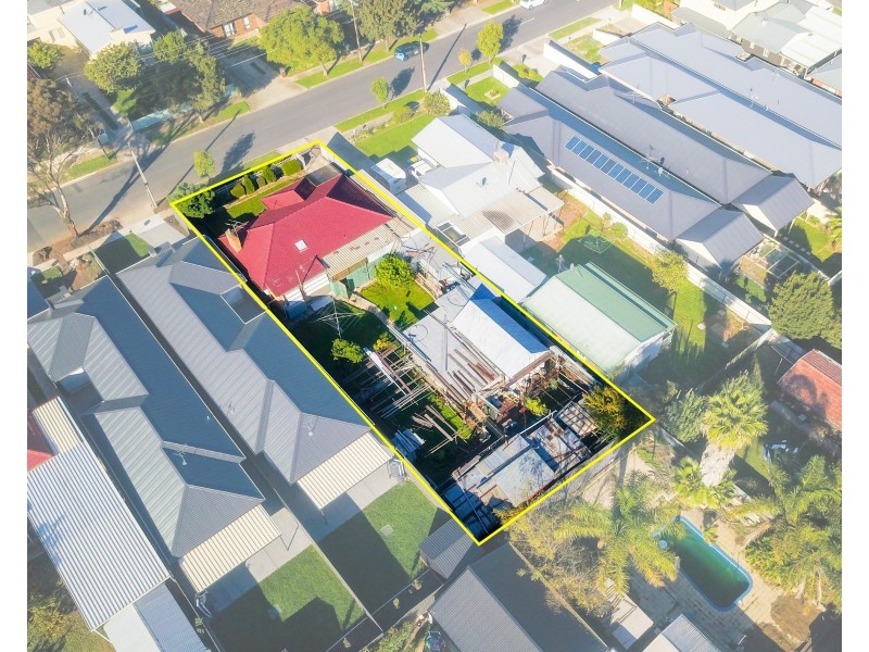 27 Hillsea Avenue, Clearview SA 5085