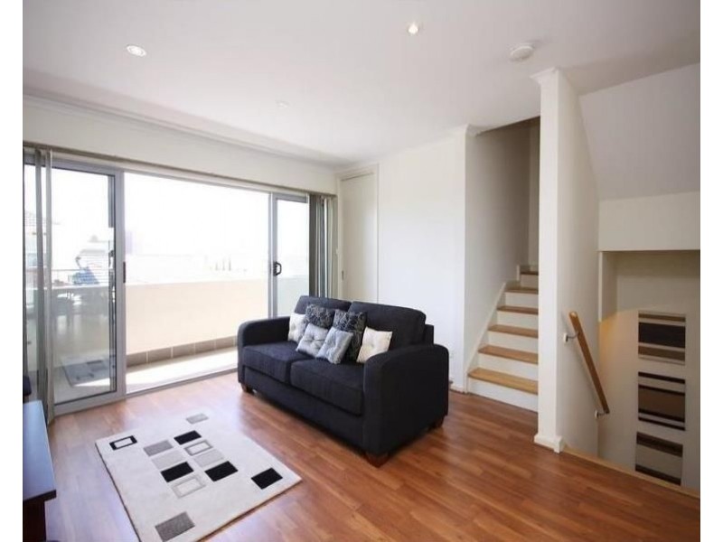 2/1 Saint Kitts Place, Mawson Lakes SA 5095