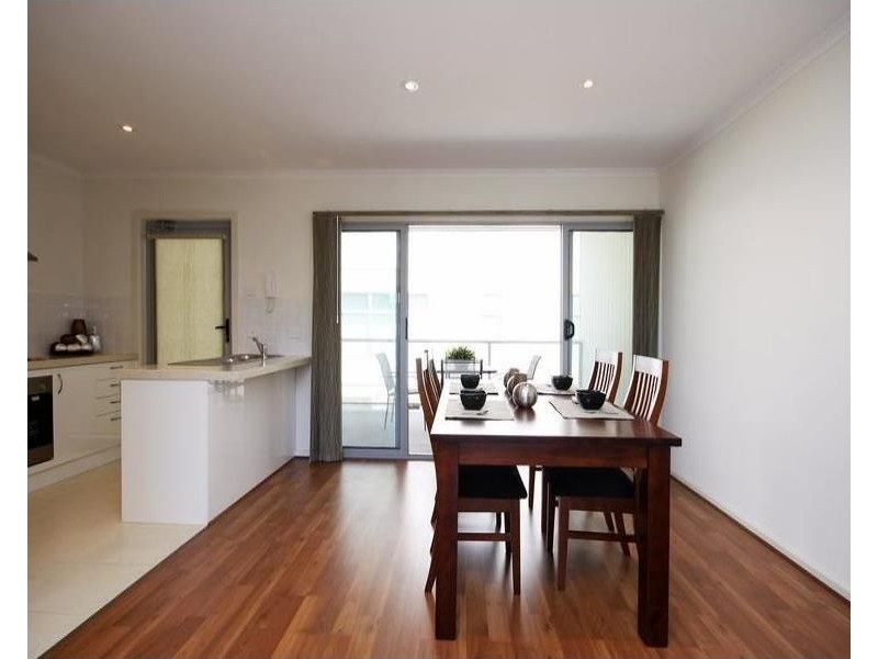 2/1 Saint Kitts Place, Mawson Lakes SA 5095