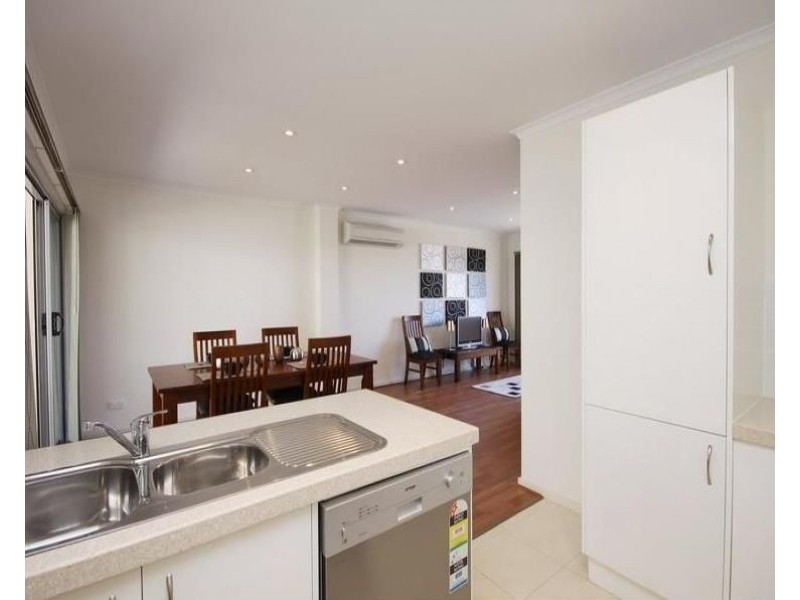 2/1 Saint Kitts Place, Mawson Lakes SA 5095