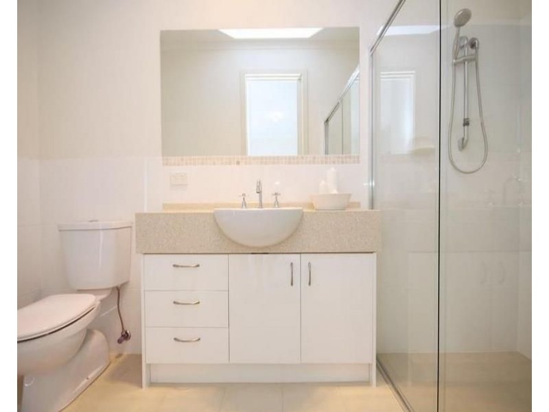 2/1 Saint Kitts Place, Mawson Lakes SA 5095