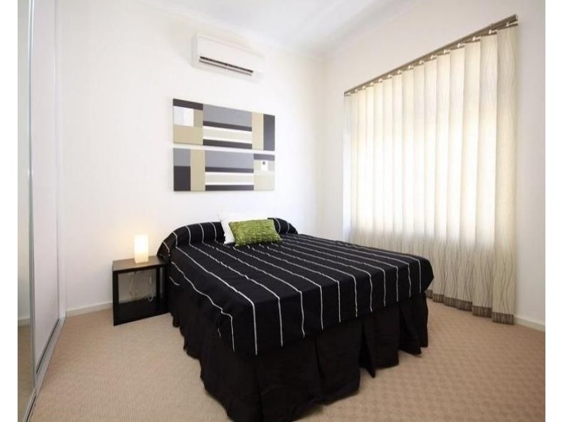 2/1 Saint Kitts Place, Mawson Lakes SA 5095