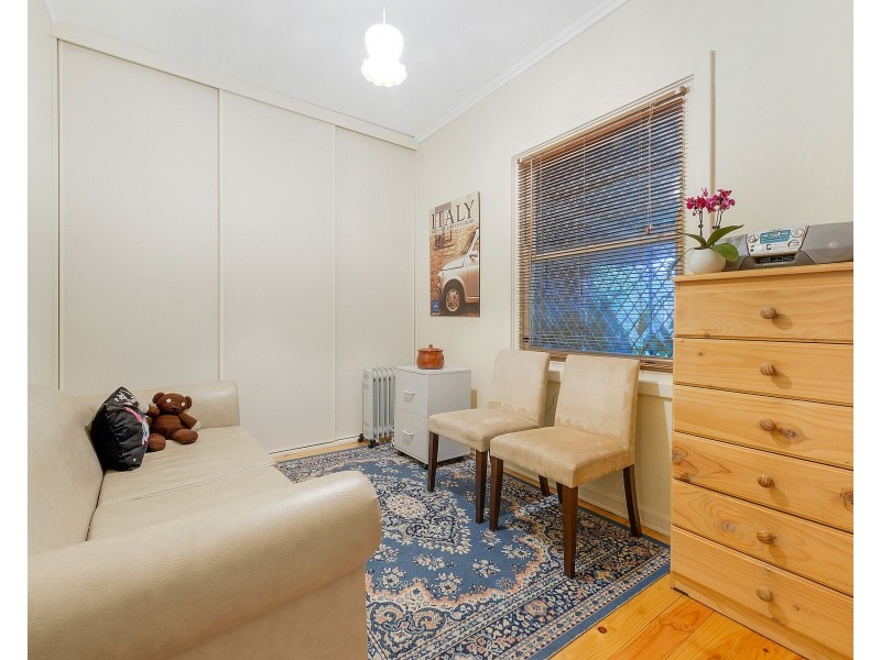 8 Yandra Street, Vale Park SA 5081