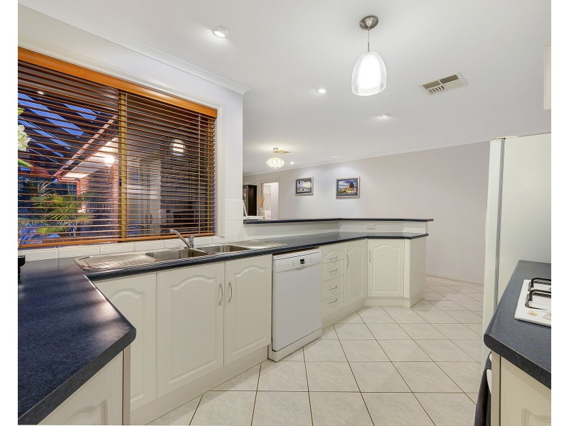 16 River Walk, Walkley Heights SA 5098