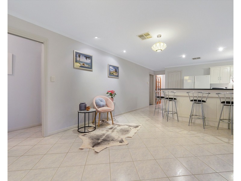 16 River Walk, Walkley Heights SA 5098