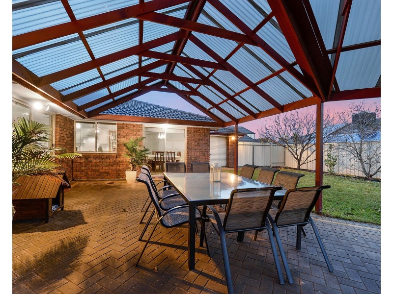 16 River Walk, Walkley Heights SA 5098