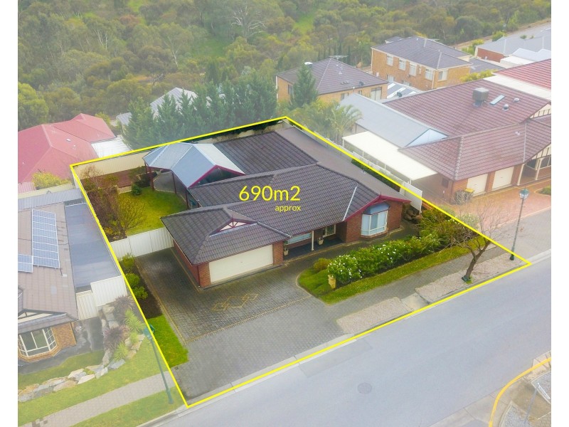 16 River Walk, Walkley Heights SA 5098