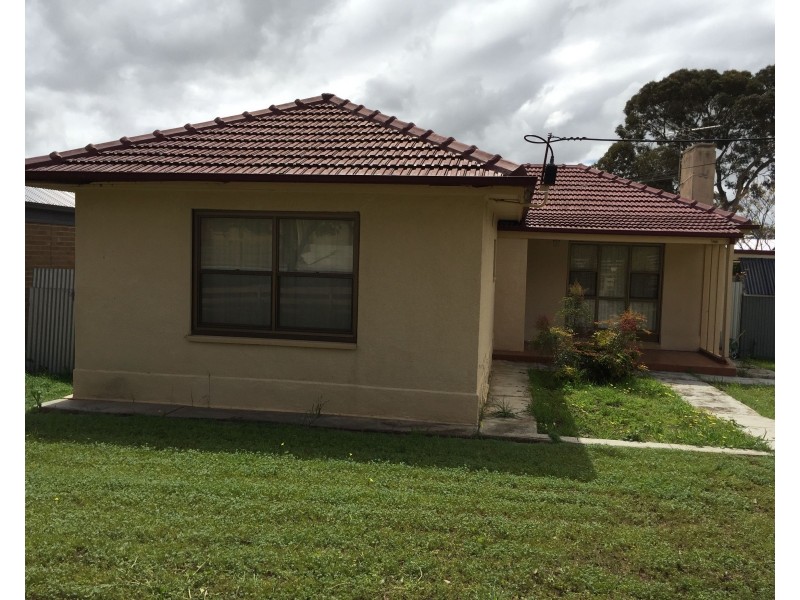 35 Clearview Crescent, Clearview SA 5085