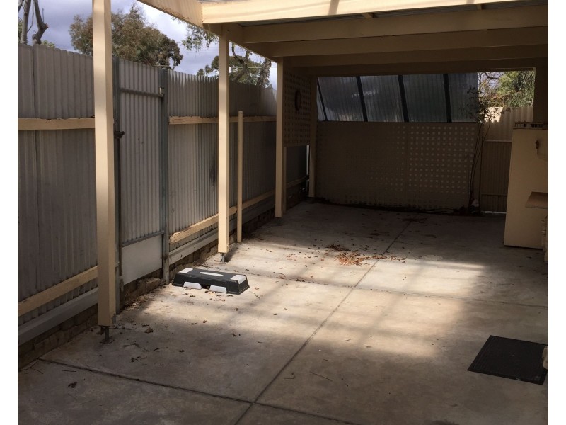 35 Clearview Crescent, Clearview SA 5085