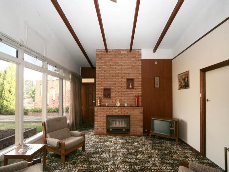 15 Cheviot Avenue, Lower Mitcham SA 5062