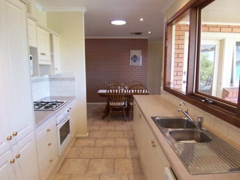 7 Penrith Street, Redwood Park SA 5097